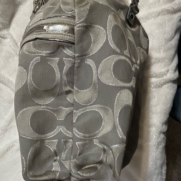 Coach Poppy Signature Gray silver Canvas Leather Trim zipper tote shoulder bag - Picture 10 of 15